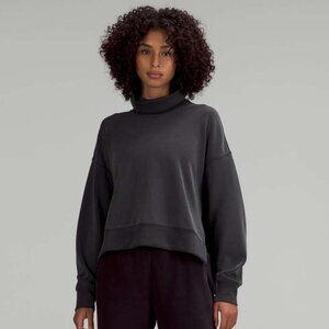 Lululemon Women's Softstreme Turtleneck Pullover - Black